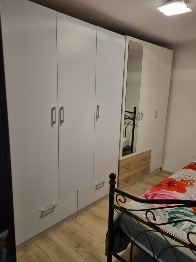 Caci Lejlighed Črni Kal Eksteriør billede